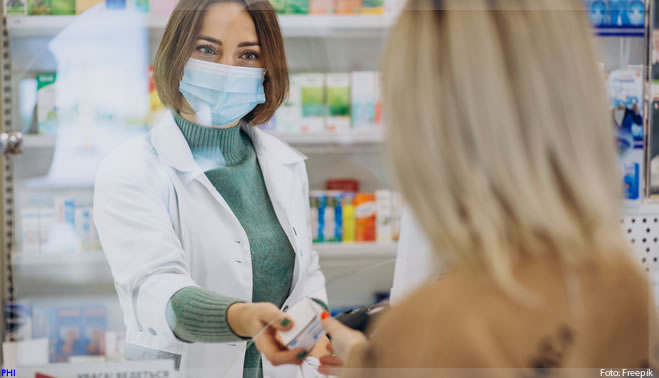 Consumidor aumenta gastos, e faturamento de farmácias dispara